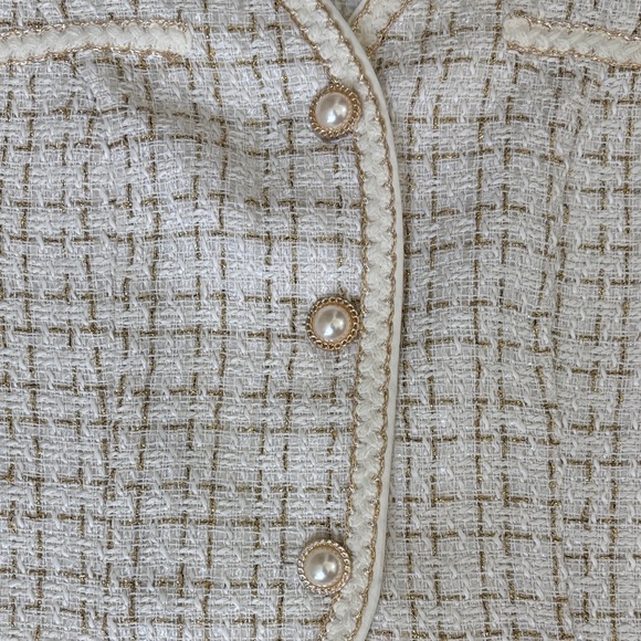 Cream and Gold Tweed Vest - Picture 2 of 6